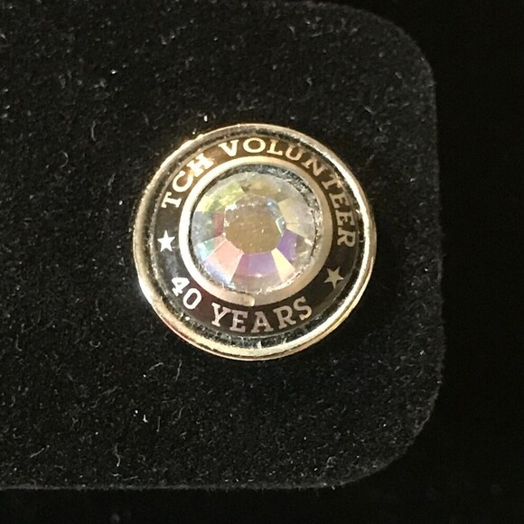 TCH Volunteer 40 Years Crystal Lapel Pin - Picture 1 of 3
